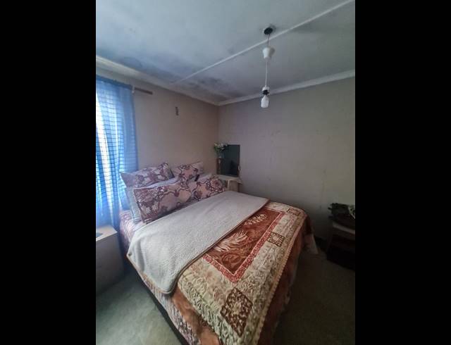 2 BEDROOM HOUSE SOLD IN ROCKLANDS